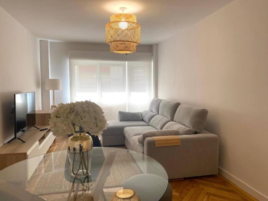 Centro Gijon Cabrales 31 Apartment ภายนอก รูปภาพ